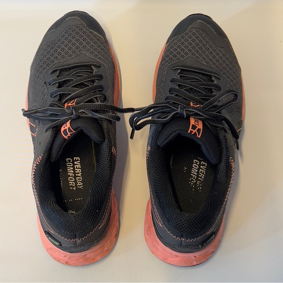 ASICS Gel Black and Salmon Women’s Size 7 Sneakers Running Shoe - Picture 8 of 9